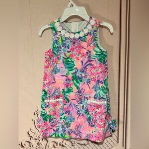 Girls 6 Lilly Pulitzer Disney Parks Collection celebrate besties Minnie & Daisy